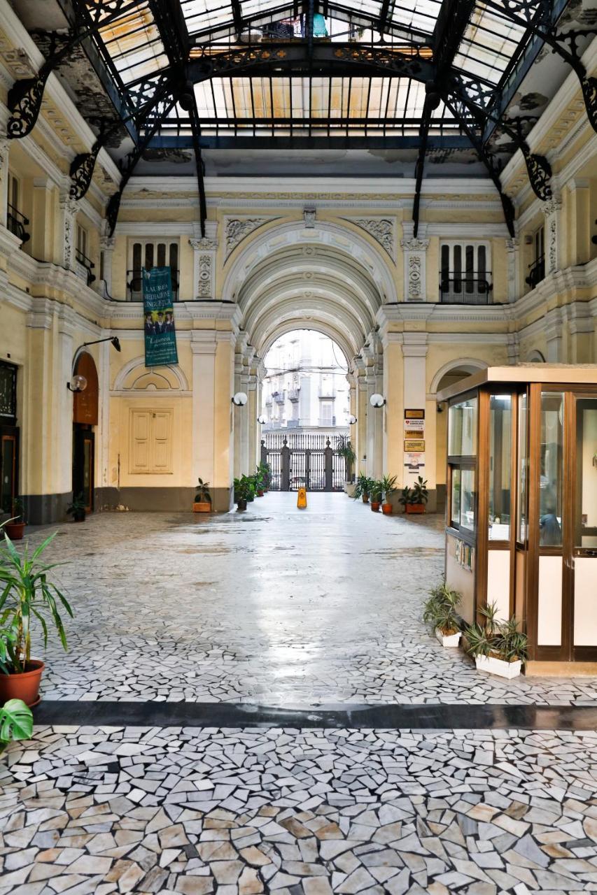 Residenza Napoli Centrale Luaran gambar