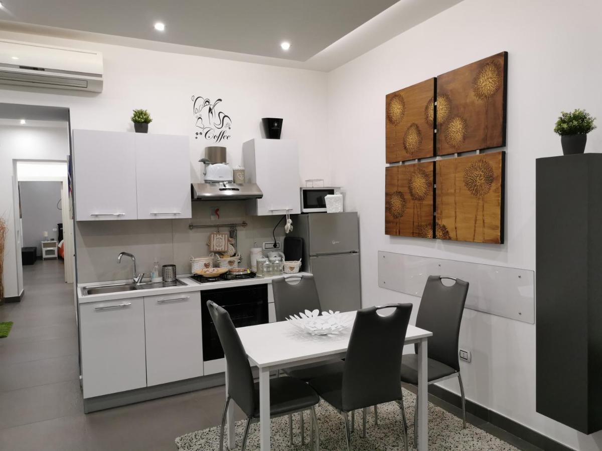 Residenza Napoli Centrale Luaran gambar
